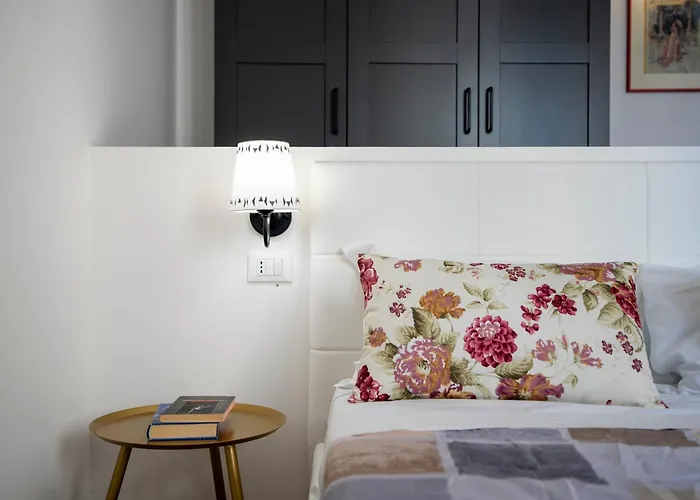 Illustrated Scene-new Redi 51 Florença